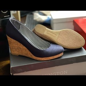 Navy blue espadrilles 7.5 Covington
